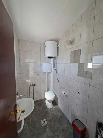 Ein wunderschönes Haus in Bar — photo 9